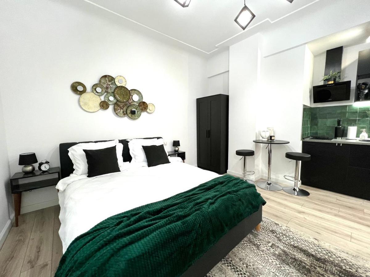 Green Spot - Premium Studio - Sanador Victoriei บูคาเรสต์ ภายนอก รูปภาพ