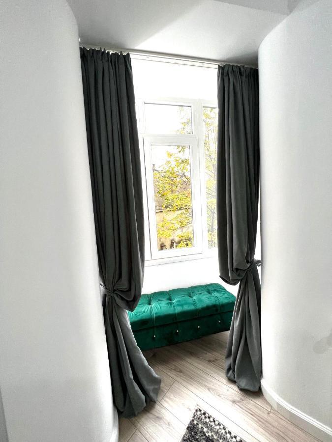 Green Spot - Premium Studio - Sanador Victoriei บูคาเรสต์ ภายนอก รูปภาพ
