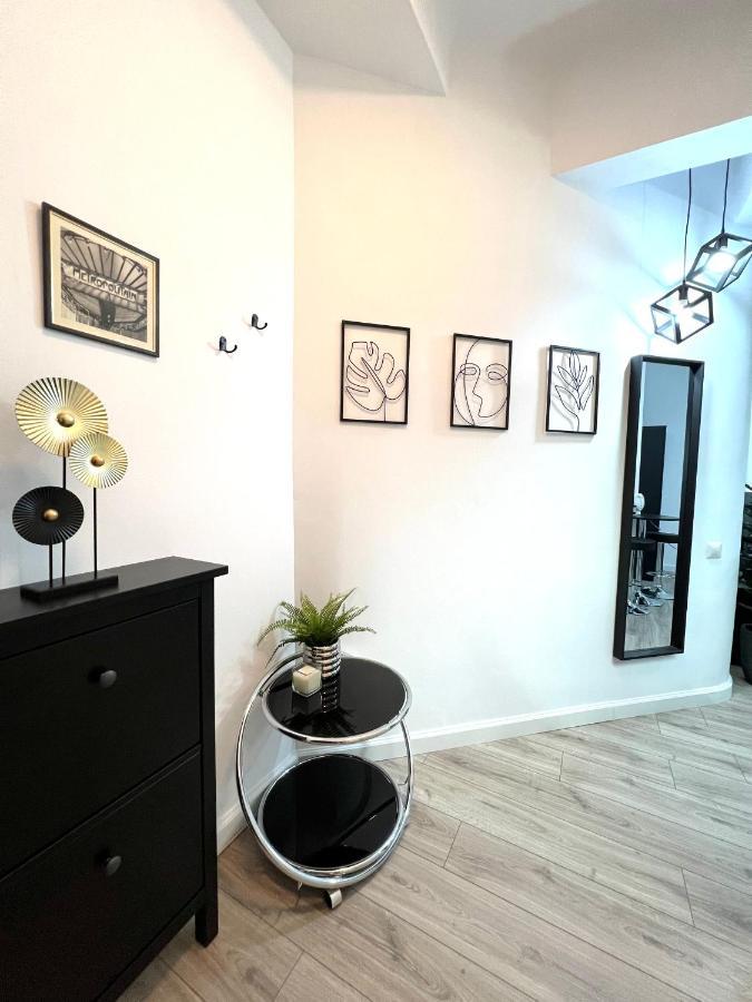 Green Spot - Premium Studio - Sanador Victoriei บูคาเรสต์ ภายนอก รูปภาพ
