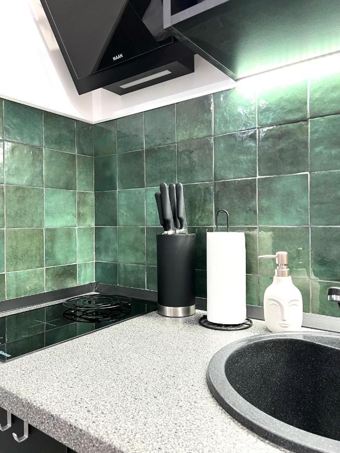 Green Spot - Premium Studio - Sanador Victoriei บูคาเรสต์ ภายนอก รูปภาพ